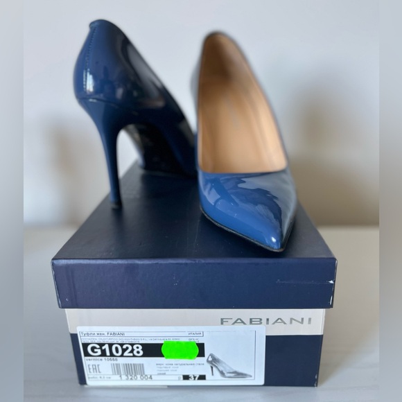 Fabiani Patent Leather Navy Pumps EU 37 US 6.5, 3,5in Like New - Picture 3 of 6